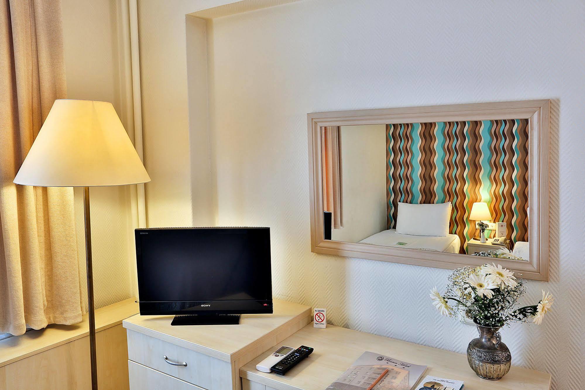 Barin Hotel Istambul Exterior foto